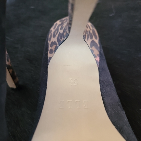 ELLE Blk/Red/Leopard Suede Open Toe Platform Pumps - Picture 9 of 10